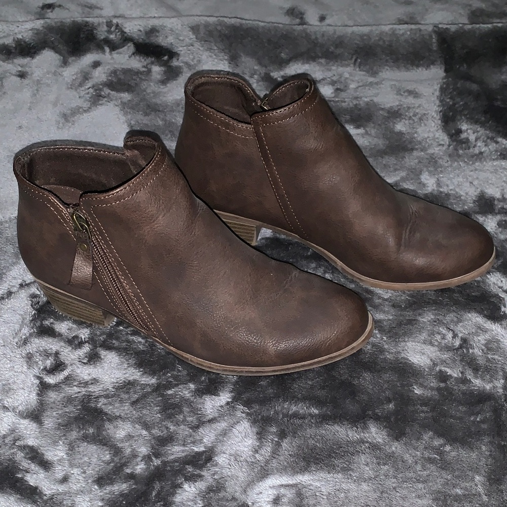 Arizona Jean Company Dark Brown Galen Ankle Booties